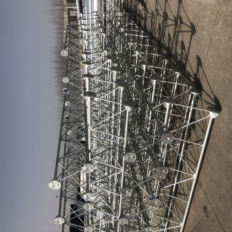 จุ่มร้อนชุบสังกะสี Guyed Wire Tower 9m 12m 15m 18m 21m 24m 27m 30m 100m